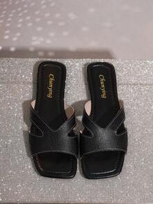 Minimalist Square Toe Flat Sandals, Comfortable Versatile Stylish Summer New Plus Size Beach Shoes - Black - View 8