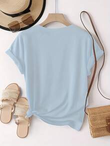 A Classic, Inspirational Religious Phrase In Spanish: "With God, All Things Are Possible." The Letter Print Is  And Stylish; This Simple, Casual, And Versatile Women's Short-Sleeved T-Shirt With A Round Neck Is Suitable For Leisure, Travel, Vacations, And Other Activities. STWB - 淺藍色 - 查看 5