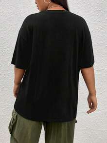 Camiseta de hombros caídos con estampado de letra - Negro - Ver 2