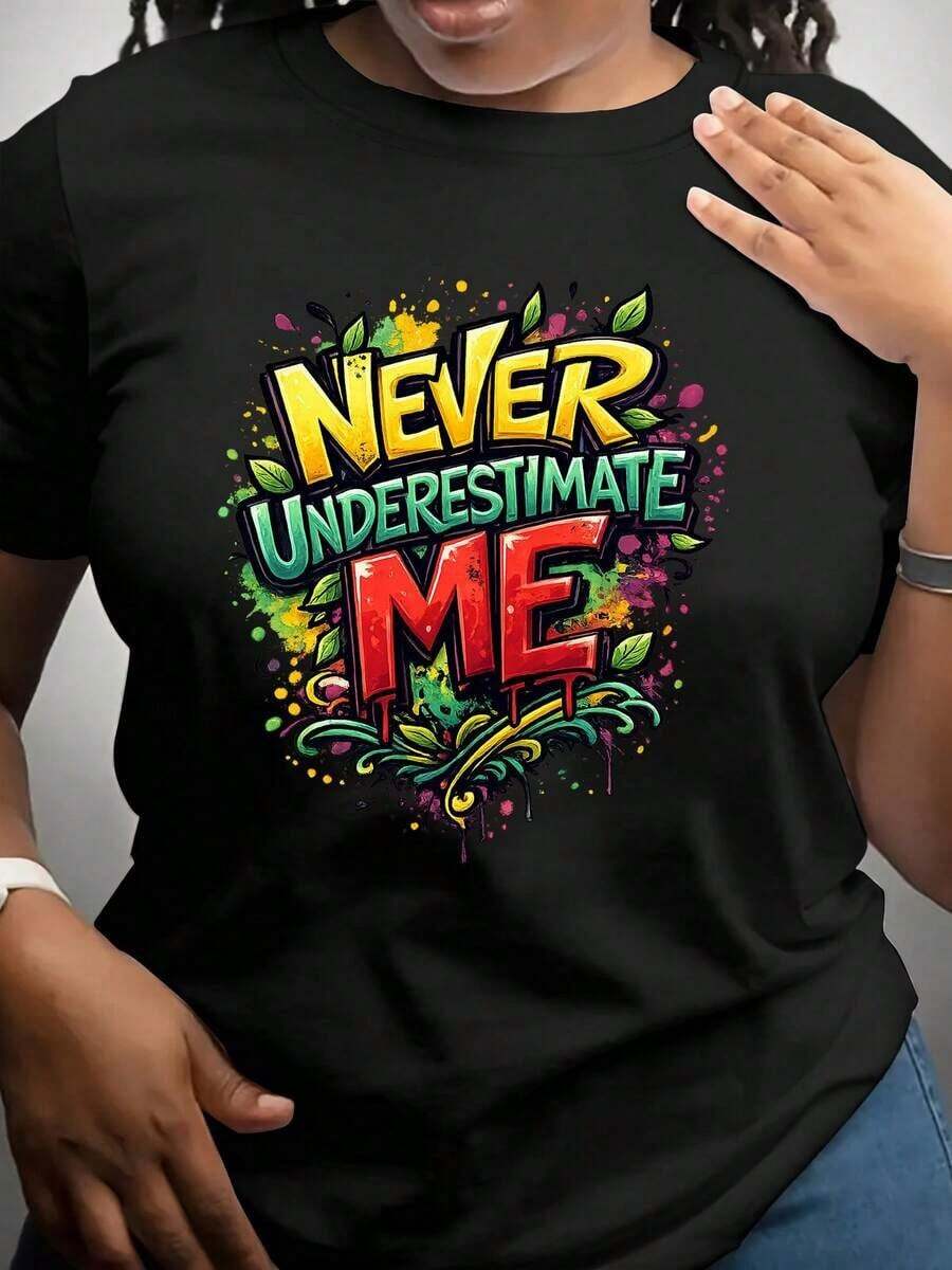 Boho Graphic T-Shirts With Graffiti Print For Women - Full Slogan: "NEVER UNDERESTIMATE MYSELF" - Women's Summer Clothing, Casual Short Sleeve Cotton T-Shirt, Fashionable Tops For Women, Loose Summer T-Shirts, Everyday Wear, A Bold T-Shirt For Music Festivals And Events. Suitable For Spring, Summer, And Autumn. - 黑色 - 查看 1
