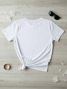 Limited Edition Women's T-Shirt, Casual Style, Sweet Heart-Shaped Bouquet Print, Soft Fabric, Loose Fit, Round Neck, Short Sleeves, Spring/Summer, Everyday Wear, Valentine's Day, Heart, Lightweight Cotton - 白色的 - 查看 3