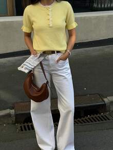 2026 Spring/Summer/Autumn New Pearl Button Lace Patchwork Design Knit Top, Elegant Casual Short Sleeve Knit Sweater, Suitable For Dating And Daily Wear - Yellow - View 2