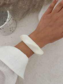 1 Stück auffälliges geometrisches, übertrieben geschwungenes poliertes Harz-Manschettenarmband, luxuriös & elegant, für Hochzeit, Bankett, Urlaub, Party, Lässig, Streetstyle, Frauen, Paare, Feiertag, Geburtstag, vielseitiges Geschenk - Armband - Übersicht 10
