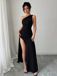 Nuevo vestido negro asimétrico sexy con hombro plisado, recorte hueco y abertura alta, adecuado para vacaciones, citas y fiestas en verano - Negro - Ver 7
