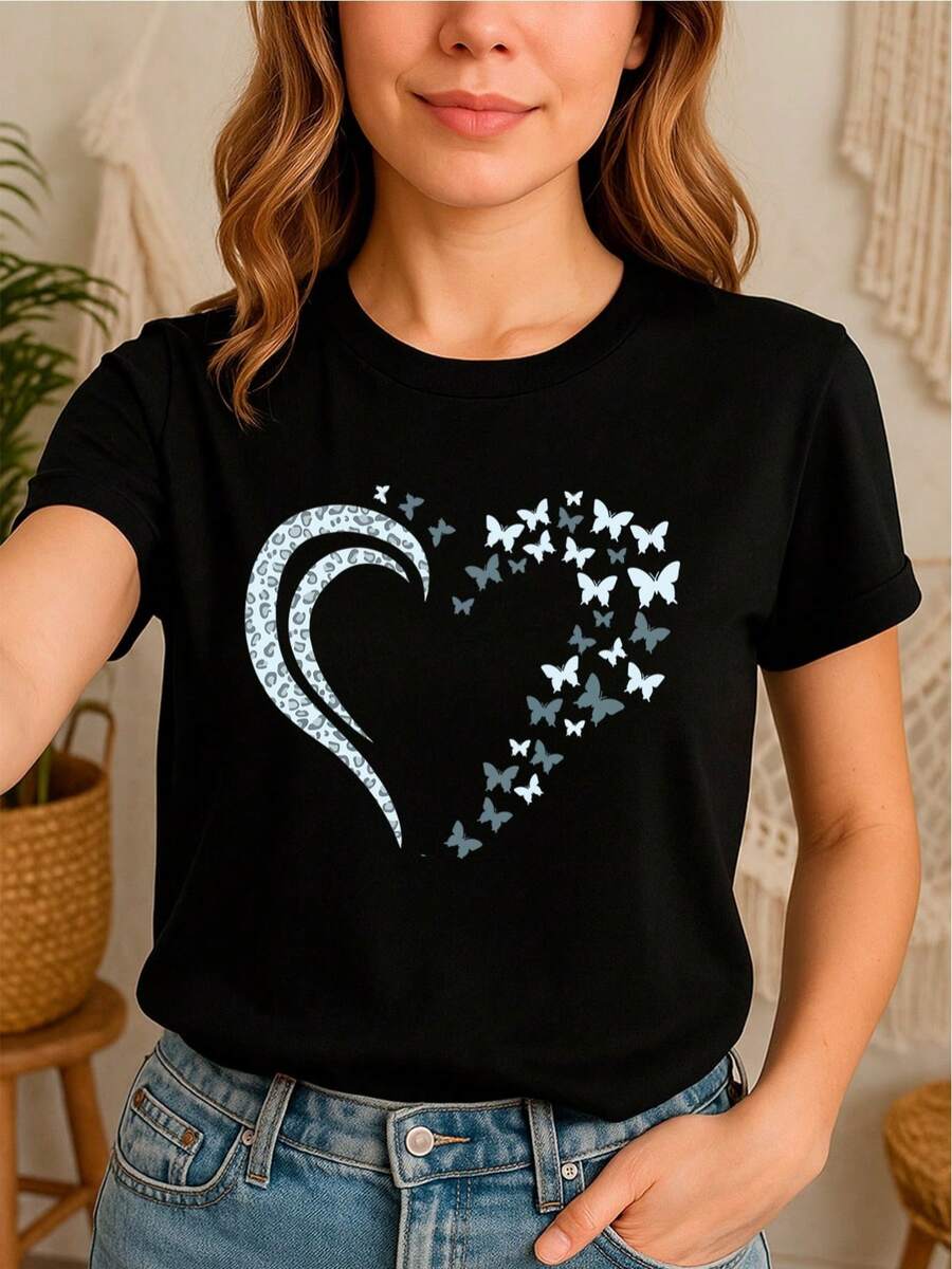 Camiseta 100% con estampado de corazón de animal y mariposas en contraste - Negro - Ver 1