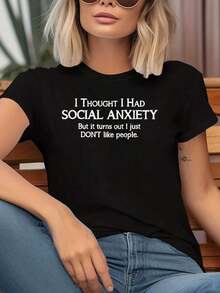 Suave, transpirable y ligera para comodidad durante todo el día. Camiseta con estampado de humor sobre ansiedad social para mujer, de manga corta y cuello redondo, ideal para primavera-verano, uso diario, ocio y como regalo para las vacaciones. Cuello redondo clásico con un corte relajado que favorece todas las formas del cuerpo y es fácil de combinar con jeans, shorts y leggings. - Negro - Ver 3
