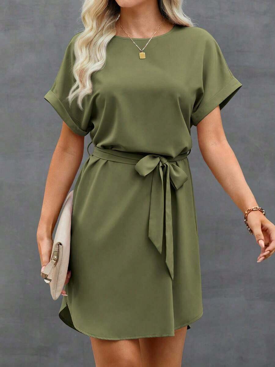 Vestido de mujer de manga corta tipo murciélago con cuello redondo y cintura torcida de unicolor - Verde militar - Ver 1