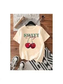 YOCASA Limited Edition Women's Casual Summer T-Shirt, Crew Neck, Fitted, Short Sleeve, With Oil Painting Print, Floral, Heart, Cherry, And Letter Motifs. Simple And Casual Fabric, Sporty Style, Perfect For Everyday Wear And A Valentine's Day Date. Lightweight Cotton. - 杏色 - 查看 3