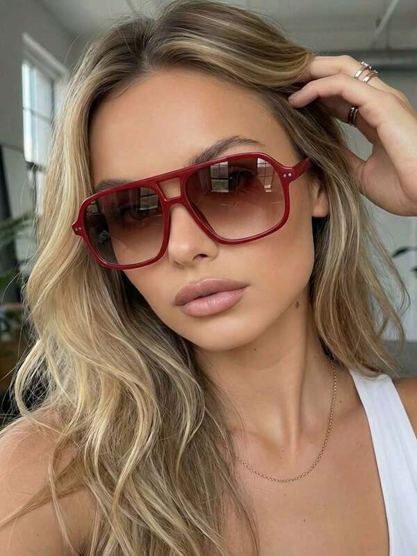 Women's Red Square PC Frame Glasses Summer World Cup Fashion Double Bridge Solid Color Minimalist Street Style Personalized Eyewear