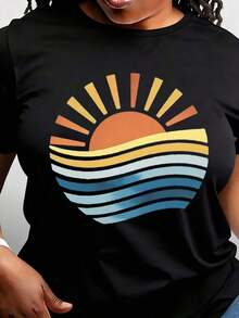 Camiseta Blanca de Manga Corta para Mujer - Top Casual de Cuello Redondo de Talla Grande para Playa con Estampado de Rayos de Sol y Ondas en Rayas Horizontales Azul Turquesa y Amarillo Mostaza, No Elástica, Esencial para Combinar en Verano y Otoño (Inspirado en el Océano) - Negro - Ver 6