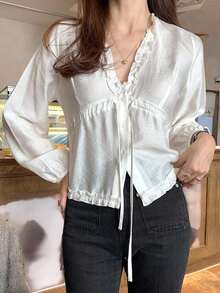 Blusa blanca de mujer con cuello en V, manga farol y volantes en los puños, top de manga larga para primavera/otoño - Blanco - Ver 3