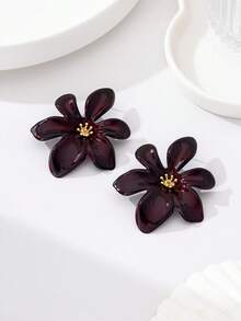 1Pair Chic Statement Earrings - Bold Deep Red Flower Earrings With Glossy Enamel And Gold Accent For Evening & Party Wear - Burgundy - View 4