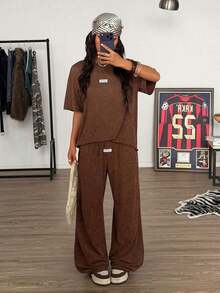 Conjunto informal de camiseta holgada y pantalones con textura mostaza para mujer - Marrón - Ver 5