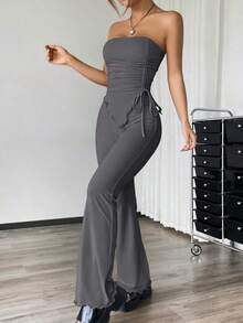 Conjunto de dos piezas con top asimétrico bandeau fruncido de unicolor y pantalones acampanados para mujer - Gris - Ver 6