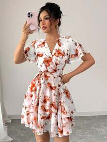 Vestido casual de mujer con cuello en V, mangas con volantes y estampado floral - Rojo y blanco - Ver 1