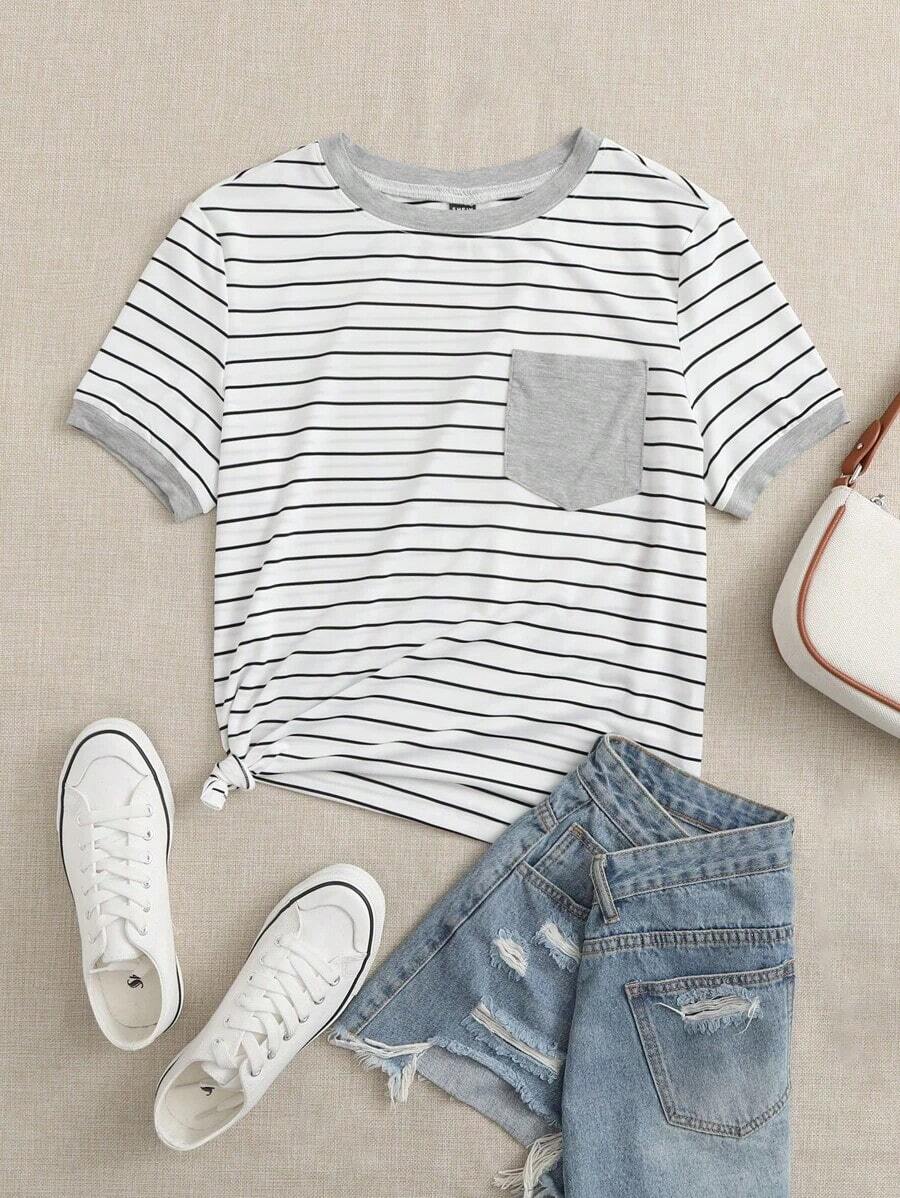 Atuendos de verano con camiseta a rayas y bolsillo con ribete para hombre - Blanco - Ver 1
