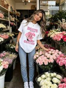 Camisetas Casuales para Mujer, Camiseta de Cuello Redondo con Estampado Gráfico de Botas Vaqueras Rosadas y Sombrero, Manga Corta, Ropa Casual para Festivales de Música Country y Atuendos Diarios, Camiseta para Mujer, Estilo Y2K, Camisetas de Moda de Verano, Conjuntos y Tops Casuales de Streetwear. - Blanco - Ver 3