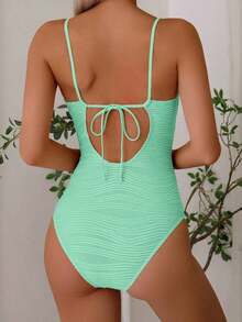 Traje de una pieza para mujer para la playa, de tela texturizada, con decoración de conchas, espalda de escote con detalle de lazo, ajuste ceñido, uso casual para resort - verde menta - Ver 2