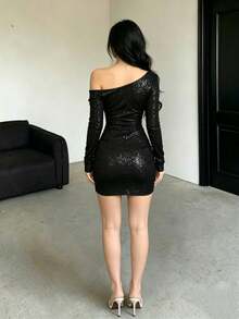 New New Year's Eve Short Dress With Off-The-Shoulder Detailing And Ruching - Black - View 2