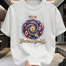 Camiseta de fútbol con temática de la Copa Mundial de 2026, camiseta blanca de manga corta, estampada con las banderas de Estados Unidos, Canadá y México y el patrón del trofeo de la Copa Mundial, un outfit moderno imprescindible para los fans del fútbol. Apta tanto para hombres como para mujeres. - blanco - Ver 2