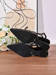 Sandal Slingback Ujung Lancip Gaya Prancis Terbaru 2026, Sepatu Bertali Berongga dengan Paku Keling dan Hak Wedge Asimetris, Sepatu Hak Tinggi Gaya Balet Niche - Coklat - View 9