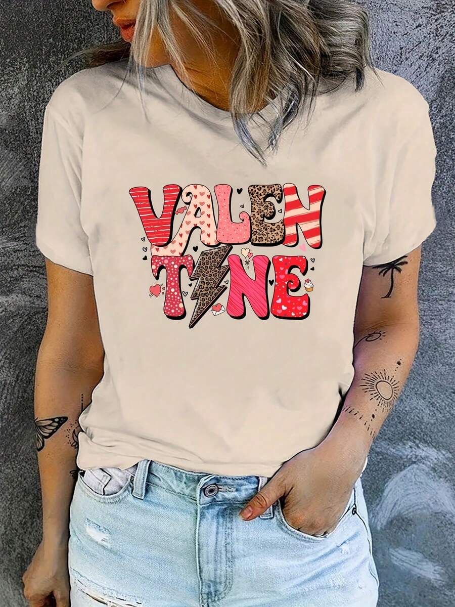 Soft, 100% Cotton Women's T-Shirt With A Vintage-Inspired, Fun Cartoon Print - Casual Short-Sleeved Crew Neck Tee, Ideal As A Valentine's Day Gift. Breathable Cotton T-Shirt That Goes With Everything. - 杏色 - 查看 1