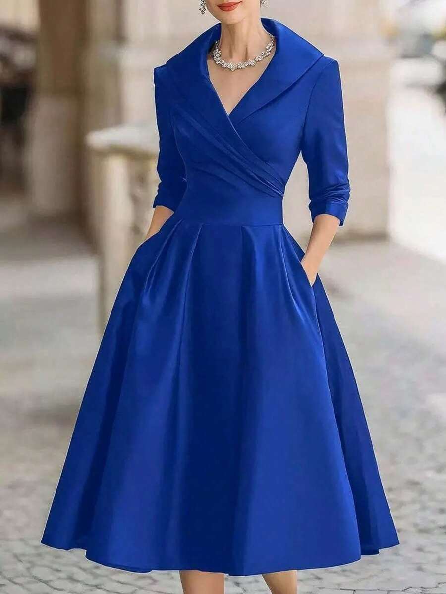 Vestido largo elegante 2026, cintura marcada, manga larga, corte favorecedor para look formal y refinado. - Azul - Ver 1