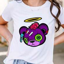 Camiseta Gráfica de Oso Zombi Morado para Mujer ModaModa, Camiseta con Estampado de Oso de Peluche Adorable y Espeluznante con Halo de Ángel, Top Casual de Manga Corta con Cuello Redondo, Camiseta de Estética Gótica Espeluznante, Ropa Urbana de Corte Holgado, Camiseta de Oso de Dibujos Animados de Terror Atrevida. - Blanco - Ver 6