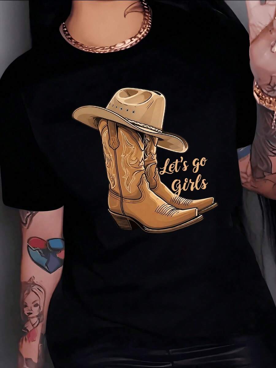 Sombrero y botas vaqueras que evocan libertad espíritu aventurero y confianza femenina con estilo del oeste ideal para quienes aman la vida rústica camiseta de mujer casual moderna - Negro - Ver 1