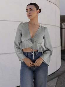 Camisa de manga larga con nudo delantero, estilo casual de vacaciones, adecuada para todas las ocasiones, apropiada para el verano.Tops de color azul bebé, tops de color azul claro, blusas con lazo delantero a rayas, blusas de verano para mu - Blanco y Negro - Ver 4