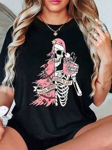 New 2026 Camiseta Gráfica de Esqueleto Pirata Gótico para Mujer - Suave y Transpirable para Uso Diario y Fiestas de Halloween - Corte Holgado y Casual - Camiseta Cómoda para Todas las Estaciones - Regalo Perfecto para Mujeres, Ropa de Halloween, Moda Estacional, Estilo Atrevido, Material Cómodo, Manga Corta, Amante del Streetwear, Atuendo para Vacaciones, Material Duradero, Cuello Redondo, Estilo Urbano, Camisetas Estilosas, Moda para Mujeres, Estilo de Vida Cultural Mujer casual gráfico navideño y calavera holgada cuello redondo manga corta primavera verano uso diario camiseta - Negro - Ver 1
