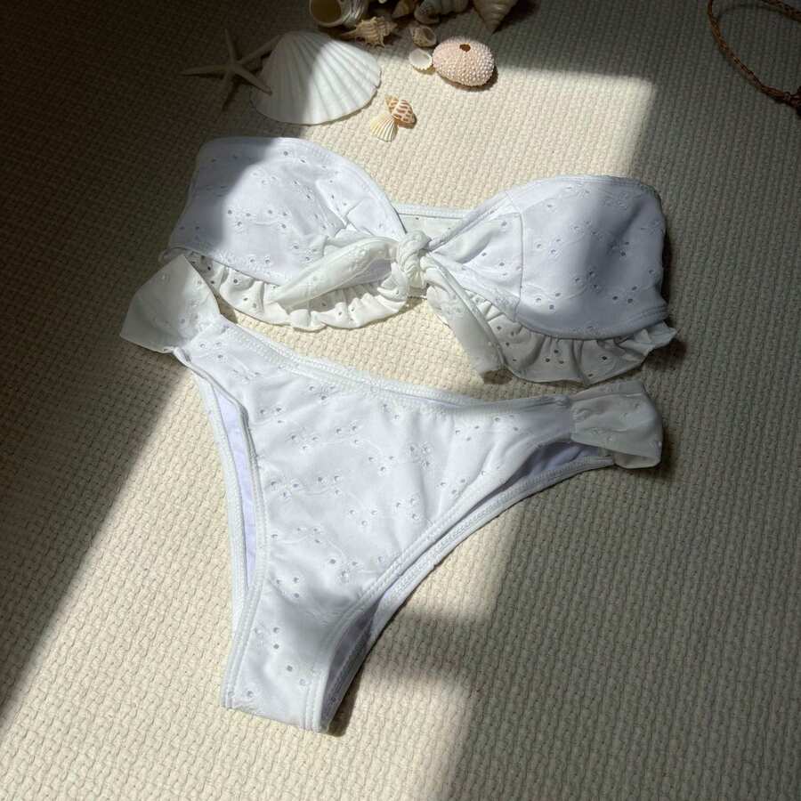 Nuevo bikini de dos piezas sin tirantes con estampado floral de color sólido y tela especial. - Blanco - Ver 1