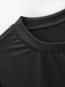 Camiseta de mujer con estampado de plantas verdes que me hace feliz. | Top casual de manga corta con cuello redondo, estilo fresco y natural, para entusiastas de la jardinería, ropa de fiesta vintage elegante de una sola pieza para mujer, top de manga corta estilo vacaciones, top deportivo holgado y versátil de verano, blusas elegantes para mujer. - Negro - Ver 5