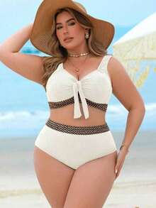 Conjunto de bikini de 2 piezas para mujer de talla grande con tela acanalada, decoración de lazo en el pecho, tirantes debajo del busto y cintura alta, sexy y elegante para vacaciones en la playa - Blanco - Ver 4
