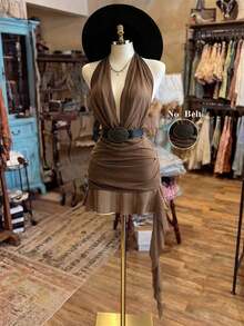 Vestido de mujer con cuello halter, espalda descubierta y volantes en el bajo - Camel - Ver 3