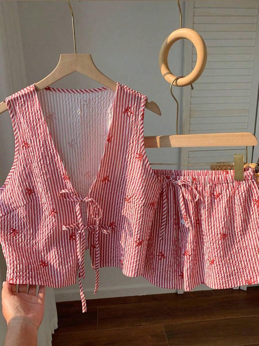 Conjunto de camiseta de tirantes y pantalones cortos a rayas con lazo para mujer - Rojo - Ver 1