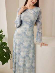 Vestido elegante de mujer con cuello redondo, mangas acampanadas y plisado en estilo tie-dye - Multicolor - Ver 6