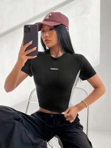 Camiseta Negra Corta Y Ajustada Para Mujer - Negro - Ver 5