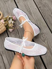 Giày búp bê Mary Jane ren trắng lưới mới năm 2026 dành cho nữ, giày búp bê mũi vuông thêu sequin, thoáng khí cho mùa hè. - trắng - Xem 1