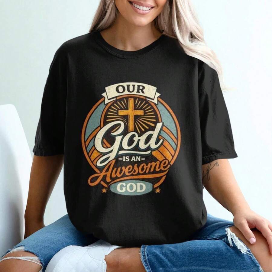 Our God, An Amazing God T-Shirt, Christian Faith T-Shirt, T-Shirt With Cross, Worship Apparel, T-Shirt With Bible Verse, Faith-Based Church Gear - 黑色 - 查看 1