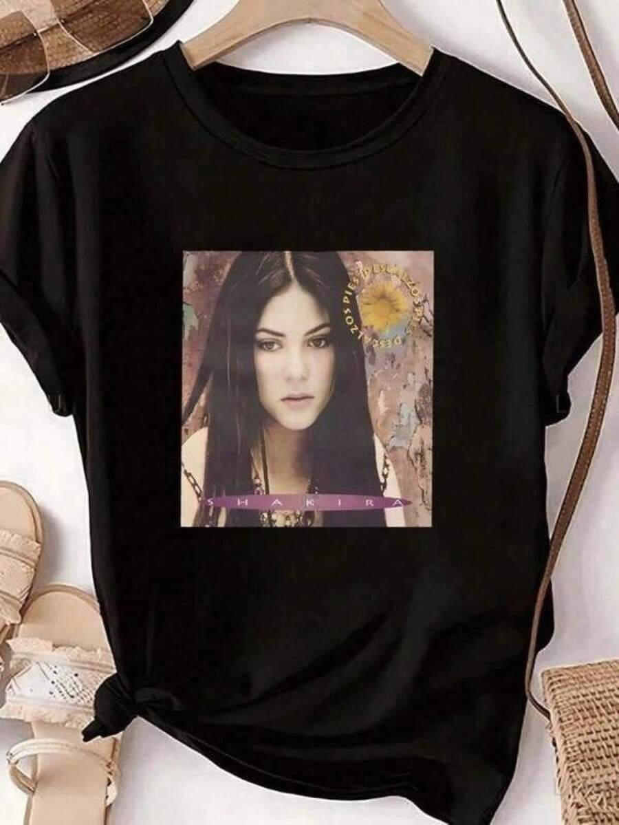 Vintage Singer Shakiras Printed-shirt Top Neutral Trendss Harajuku Short Sleeved Unisex Shirt Pattern Large-shirt camisetas para hombre ropa de hombre playera de hombre playera para hombre y nacional envio hombres invencible invincible camisetas para hombre manfinity playeras de hombre algodón playera oversize hombre 31 minutos hombre ropa camisas de hombre playeras de hombre blusa casual mujer blusas para mujer>ropa mujer ropa de mujer blusas para mujer>casual playeras casuales de mujer blusas de algodón Camiseta Shakir-a, Camiseta Mirabilia Best Friend Atching, Regalo para fans de conciertos de la gira mundial, Camiseta unisex colorida exclusiva para fans de conciertos de latino, Unisex, Camiseta de verano - Negro - Ver 1