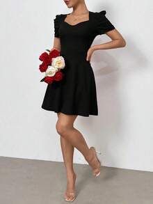 Vestido romántico de manga corta para mujeres para fiestas de verano, vacaciones y el trabajo - Negro - Ver 4