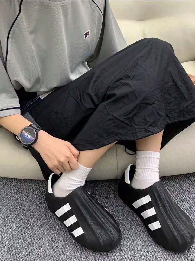 adidas originals AdiFOM Superstar 經典舒適運動 低筒 生活休閒鞋 男女同款 黑色 - 黑與白 - 查看 1
