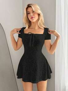 Vestido corto casual de unicolor con cuello cuadrado y manga corta en estilo Y2K para mujer, color blanco - Negro - Ver 1
