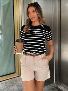Camiseta casual de mujer a rayas, camisetas gráficas versátiles para mujer - Blanco y Negro 4 - Ver 7