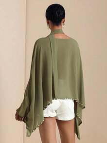 Veneréa Blusa casual suelta para mujer con mangas tipo murciélago asimétricas, hombros descubiertos, decoración de cuentas y tela de gasa, estilo romántico y casual para vacaciones - Verde - Ver 2