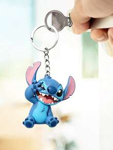 Móc khóa 2D hình nhân vật Stitch của Disney, được tạo hình đáng yêu với chiếc khiên của Stitch và búa của Thor. Được làm từ nhựa bền chắc với móc khóa và dây xích bằng kim loại chắc chắn, phụ kiện vui nhộn này rất thích hợp để gắn vào chìa khóa, túi xách hoặc ba lô, tạo thêm điểm nhấn thú vị cho những vật dụng hàng ngày. - Nhiều kiểu dáng - Xem 7
