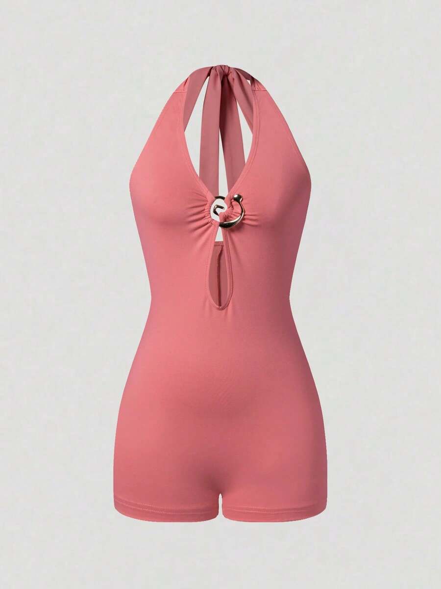 Mono corto rosa halter sin mangas con aberturas y detalles de anillos metálicos para mujer, sexy, para primavera, verano, fiesta o playa - Rosa - Ver 1