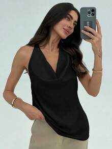 Top sin mangas ajustado para mujer con cuello en pico minimalista y elegante para el uso diario - Negro - Ver 5