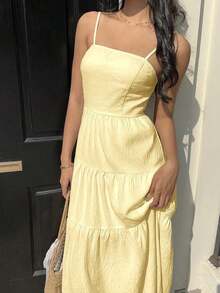 Vestido con escote de tubo plisado de tela texturizada color melocotón claro, con tirantes finos, cintura suelta, estilo relajado para vacaciones - Amarillo claro - Ver 5